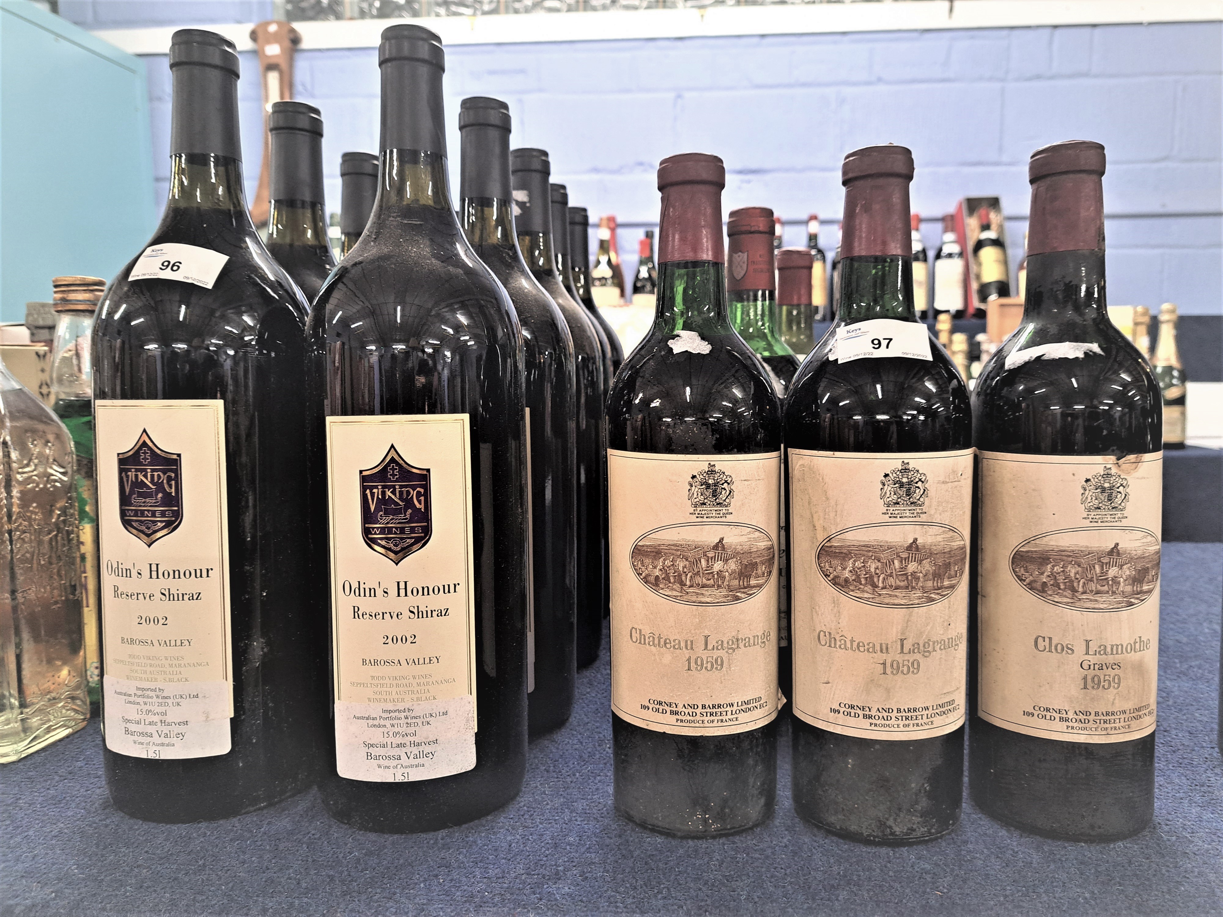 Monthly Antiques, Pictures & Collectibles Including Wine & Spirits